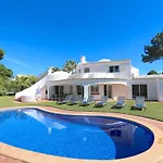 Villa Girasol, 171 - Clever Details *